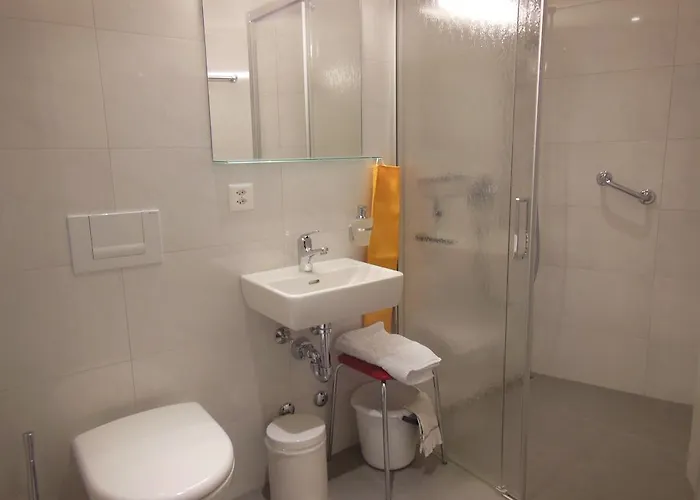 Rum i privatbostad Chesa Quadrella Mit Kuechenzeile Inklusive Bergbahnen Im Sommer-ausser *